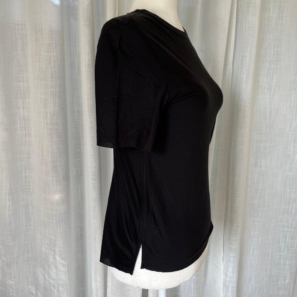 LULULEMON LAB BLACK SILK BLEND T-SHIRT NWT SIZE 2 - Picture 3 of 7